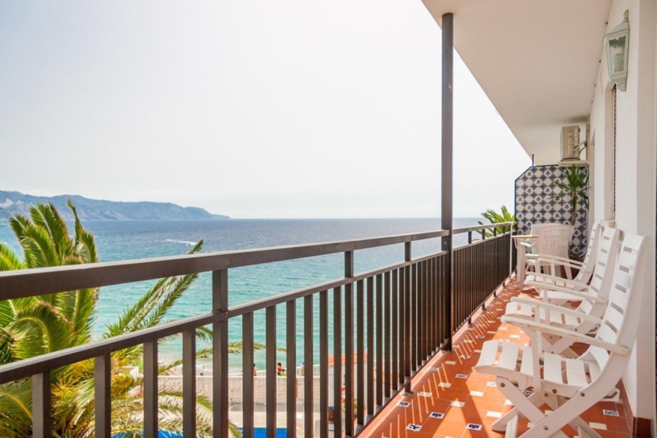 Carabeo Rocamar Nerja Apartment Екстериор снимка