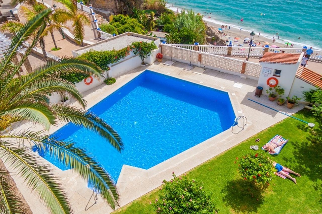 Carabeo Rocamar Nerja Apartment Екстериор снимка