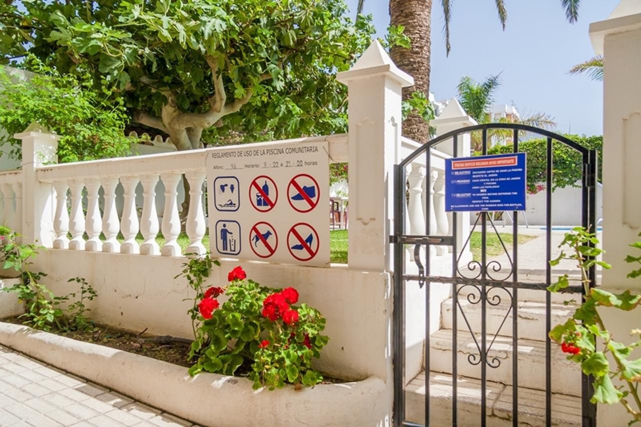 Carabeo Rocamar Nerja Apartment Екстериор снимка