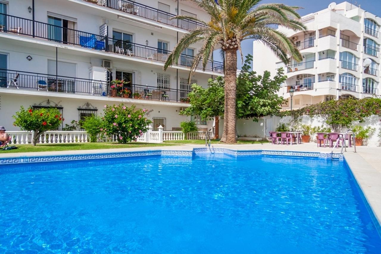 Carabeo Rocamar Nerja Apartment Екстериор снимка