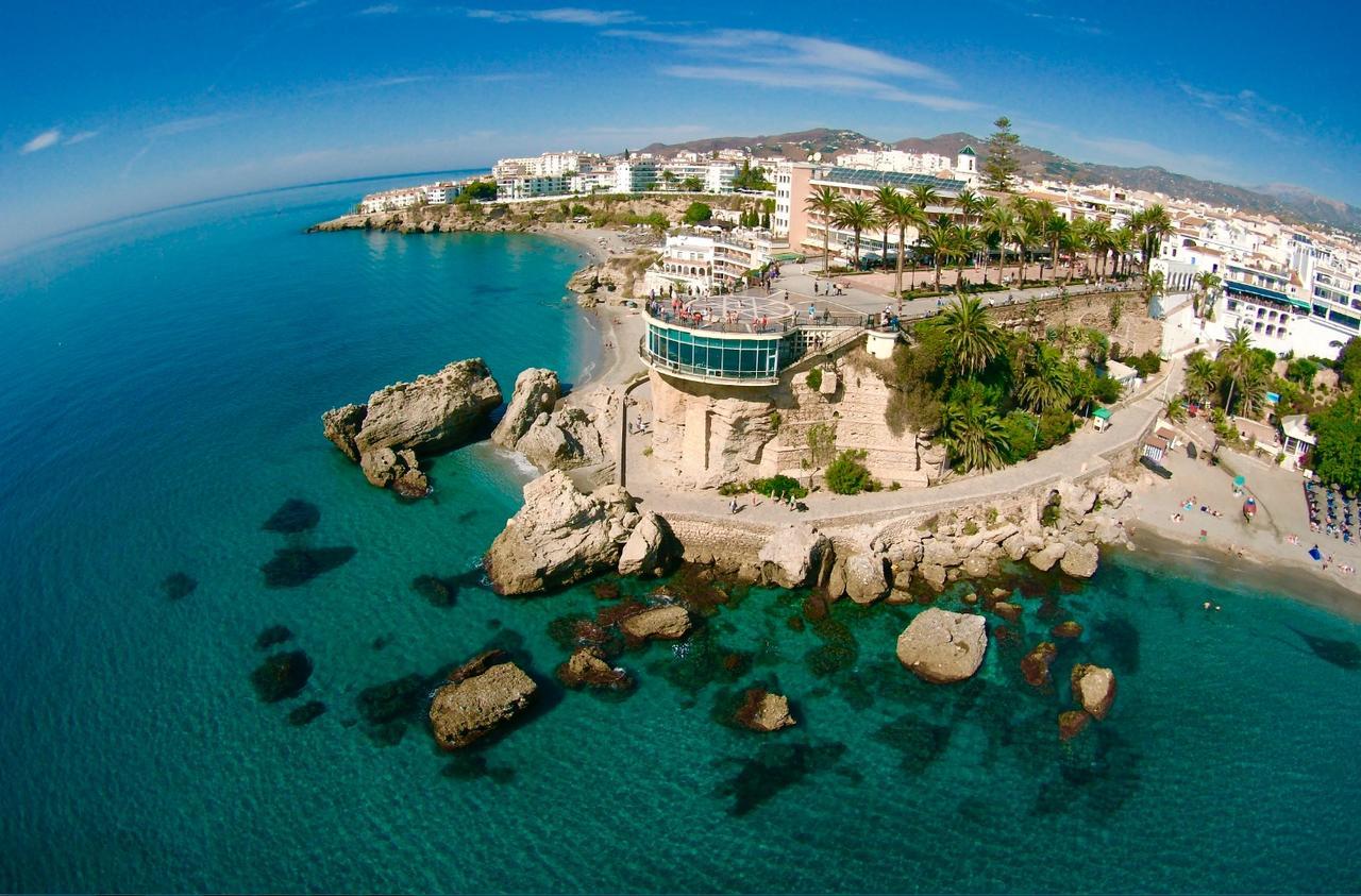 Carabeo Rocamar Nerja Apartment Екстериор снимка